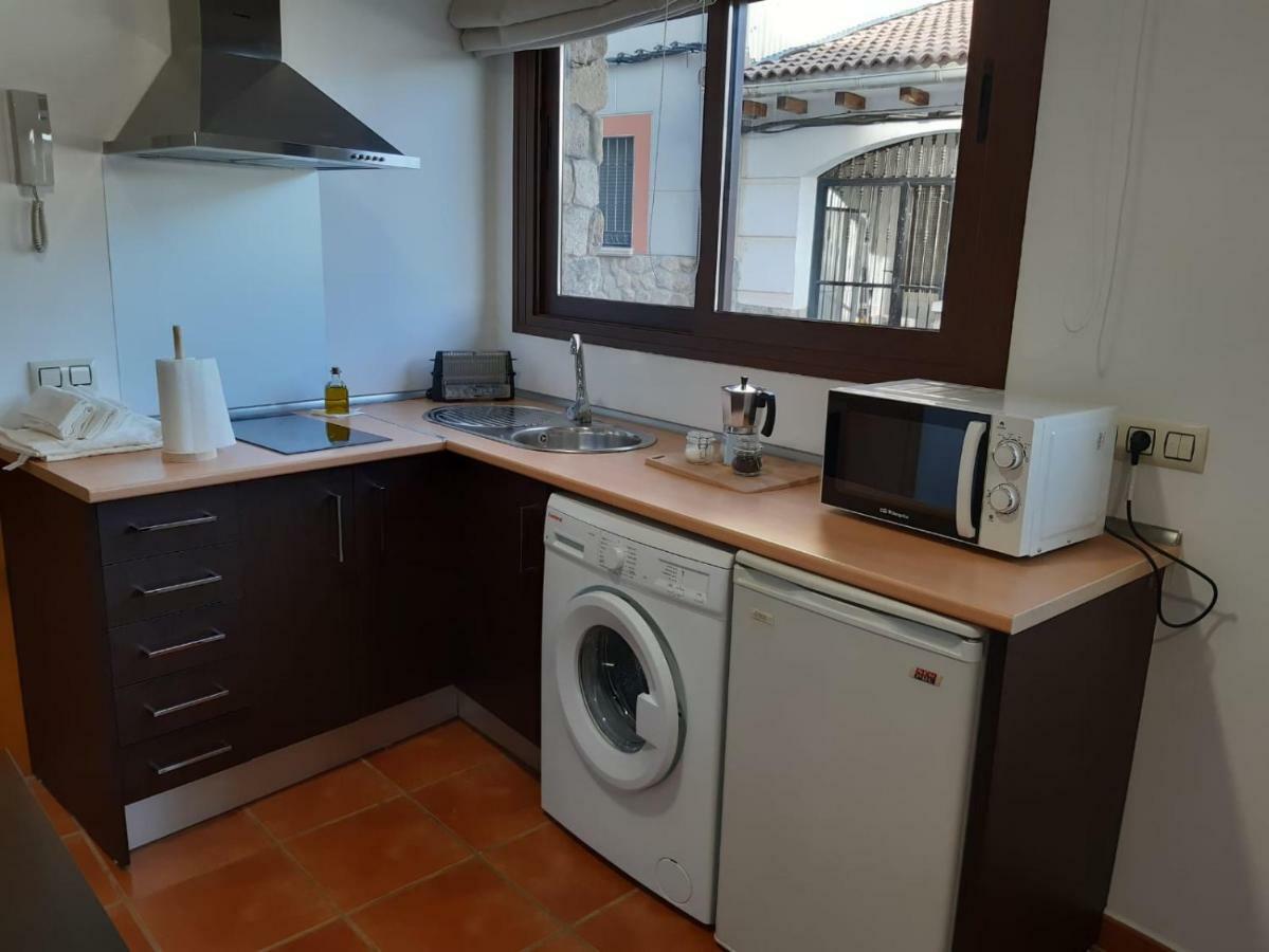 Apartamentos Fuente Arriba Poyales Del Hoyo Ngoại thất bức ảnh